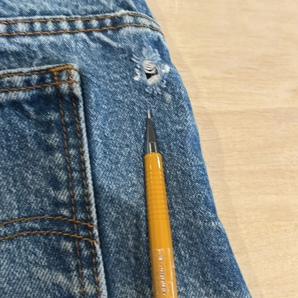 Men’s vintage 80s Levi’s 505 size 44 x 30